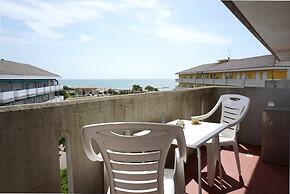 Relax and Enjoy our Seaview Flat - Beahost