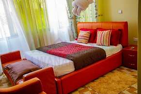 Lwanar Villas and Apartments