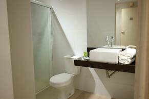 SP JUNDIAÍ HOTEL - EASY ACCESS TO HOPI HARI