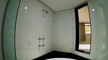 SP JUNDIAÍ HOTEL - EASY ACCESS TO HOPI HARI