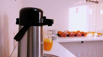 SP JUNDIAÍ HOTEL - EASY ACCESS TO HOPI HARI