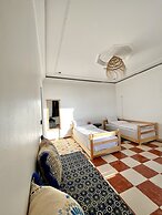 Auberge sunrise surf camp