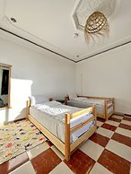 Auberge sunrise surf camp