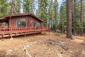 Cozy Pet Friendly Cabin in Lake Tahoe by Sierra Getaways