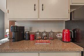 Cozy Pet Friendly Cabin in Lake Tahoe by Sierra Getaways