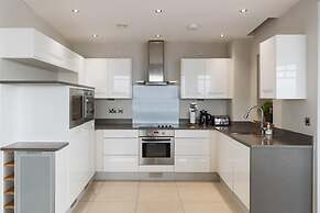 Sea Breeze - Spectacular Sea Views