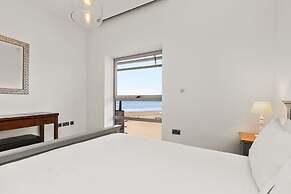 Sea Breeze - Spectacular Sea Views
