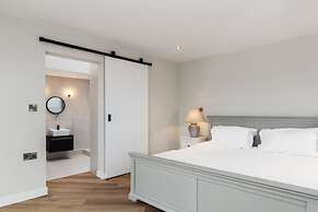 Sea Breeze - Spectacular Sea Views