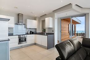 Sea Breeze - Spectacular Sea Views
