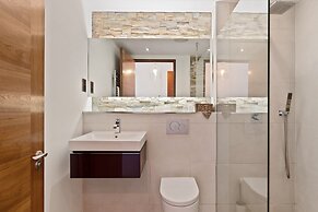 Sea Breeze - Spectacular Sea Views