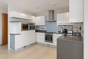 Sea Breeze - Spectacular Sea Views