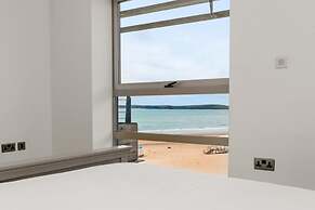 Sea Breeze - Spectacular Sea Views