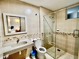 Casa Mutiara Apartments by Moonlight