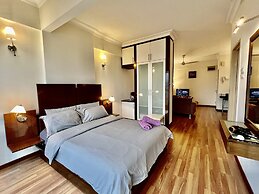 Casa Mutiara Apartments by Moonlight