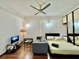 Casa Mutiara Apartments by Moonlight