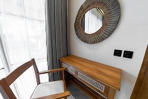 Hijau Villa by EVDEkimi