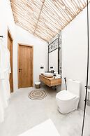 Hijau Villa by EVDEkimi