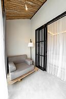 Hijau Villa by EVDEkimi