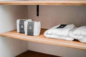 Hijau Villa by EVDEkimi