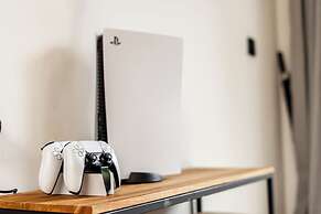 Hijau Villa by EVDEkimi