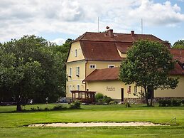Glamping Černická obora