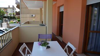 Wonderful two Bedroom Apartment Close to the Beach