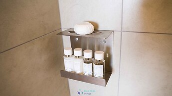 A La Carte Ha Long Bay Apartment Managed by Anstay Residence