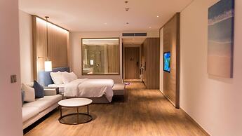 A La Carte Ha Long Bay Apartment Managed by Anstay Residence