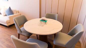 A La Carte Ha Long Bay Apartment Managed by Anstay Residence