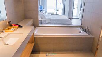 A La Carte Ha Long Bay Apartment Managed by Anstay Residence