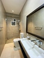 Queens Mount Glen Heights