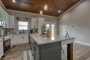 The Petty 3 Bedroom Cabin by Redawning