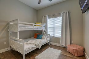 The Petty 3 Bedroom Cabin by Redawning