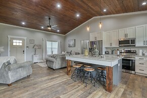 The Petty 3 Bedroom Cabin by Redawning