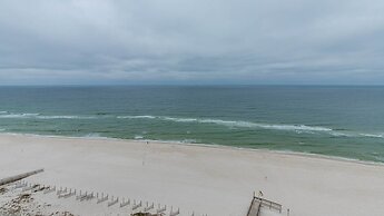 Phoenix West 1102 3 Bedroom Condo by Redawning