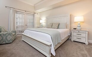 Phoenix West 1102 3 Bedroom Condo by Redawning