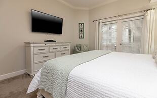 Phoenix West 1102 3 Bedroom Condo by Redawning