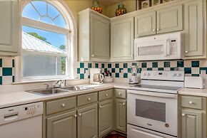 Sunrise - 346 Audubon Pl 6 Bedroom Home by RedAwning