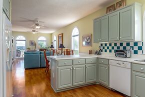 Sunrise - 346 Audubon Pl 6 Bedroom Home by RedAwning