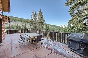 Peaks Paradise 4 Bedroom Home by RedAwning