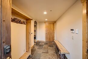 Peaks Paradise 4 Bedroom Home by RedAwning