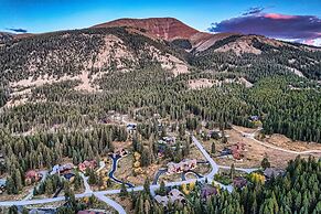 Peaks Paradise 4 Bedroom Home by RedAwning