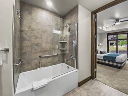 106 Blackstone Mountain Marvel! 2 Bedroom Condo by RedAwning