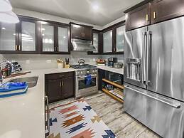 106 Blackstone Mountain Marvel! 2 Bedroom Condo by RedAwning