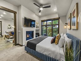 106 Blackstone Mountain Marvel! 2 Bedroom Condo by RedAwning