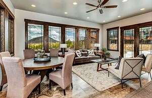 106 Blackstone Mountain Marvel! 2 Bedroom Condo by RedAwning