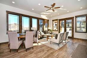 106 Blackstone Mountain Marvel! 2 Bedroom Condo by RedAwning