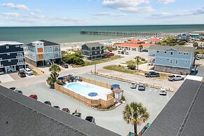 The Beach House Motel & Suites