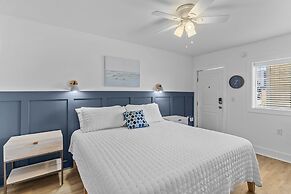 The Beach House Motel & Suites