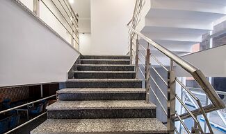 Treebo La Mirage Suite